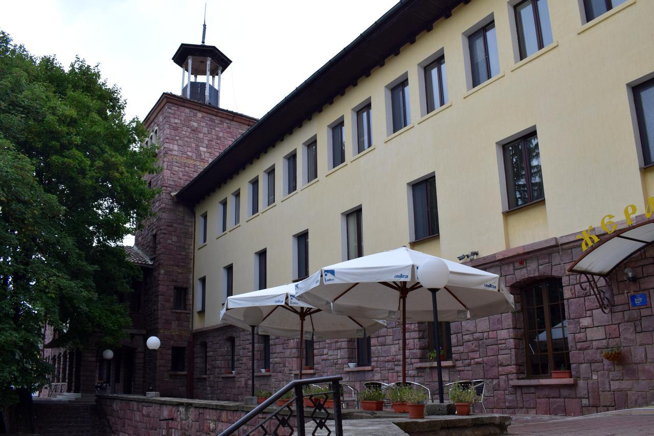 Hotel Jeravna Bankya Exterior photo